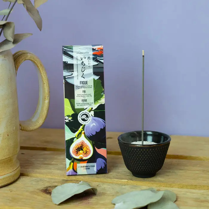 Tradícionális japán füstölőpálcika, kevés füsttel -édes, friss, gyümölcsös illat - életöröm, jókedv, vidámság